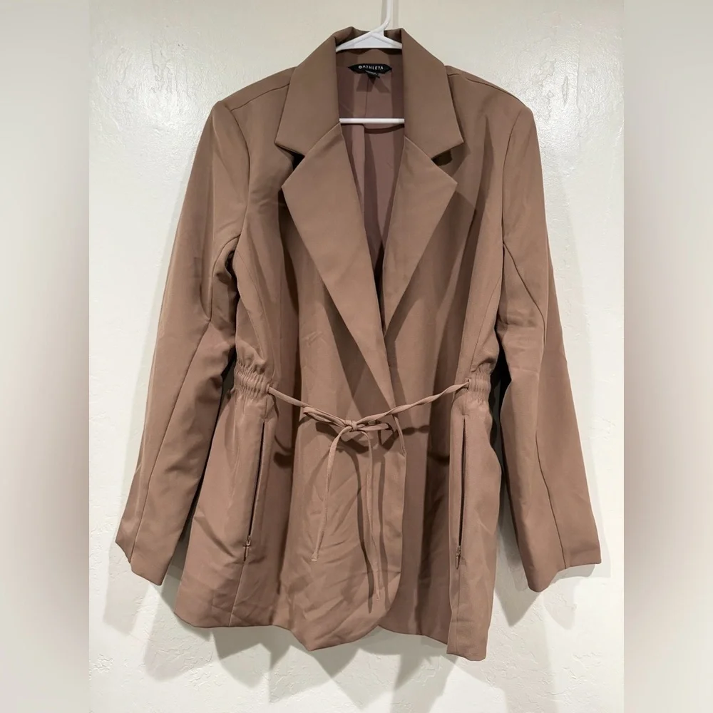 Athleta Women's Tan Lightweight Endless Tie Front Work Blazer Jacket size 16